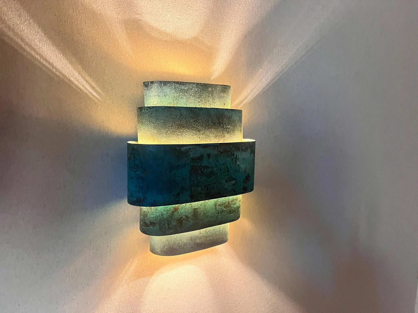 Lampe murale industrielle rustique