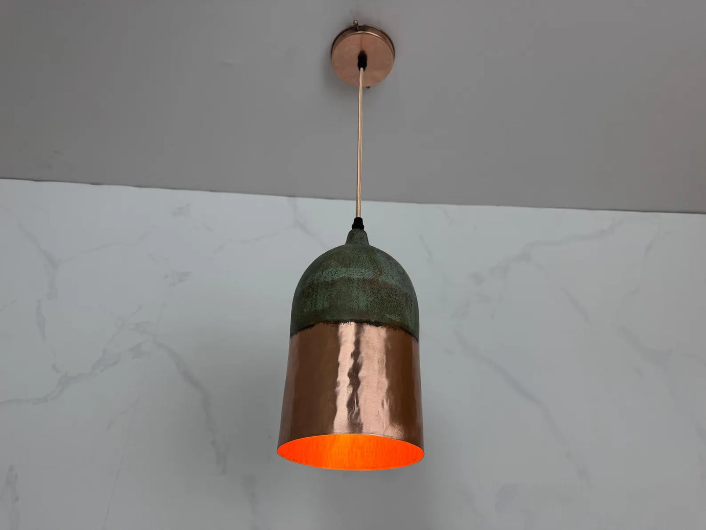 Suspension en cuivre patiné verte