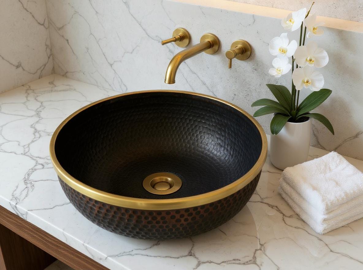 Luxury Hammered Copper Sink – Round Vessel Bowl with Brass Rim – Modern Moroccan Vanity Basin