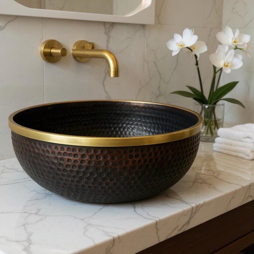 Luxury Hammered Copper Sink – Round Vessel Bowl with Brass Rim – Modern Moroccan Vanity Basin